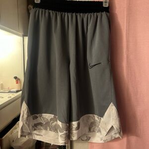 Gray nike basketball shorts. Size men’s small.